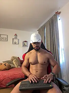 Ezzio Scolaro online show from 02-05-26, 12:10