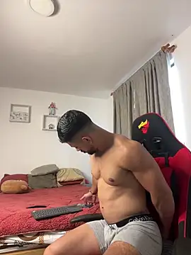 Ezzio Scolaro online show from 02-20-26, 10:21