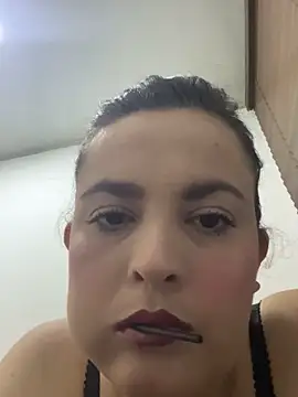 Anyhot latina online show from 10-24-25, 11:12