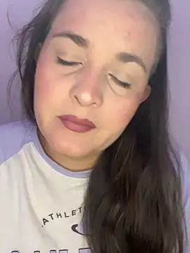 Anyhot latina online show from 11-12-25, 12:11