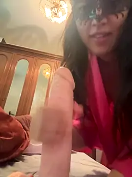 justhoney1998 online show from 10-14-25, 07:42