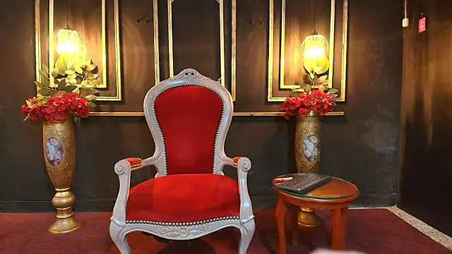 brianna montero online show from 10-12-25, 01:43