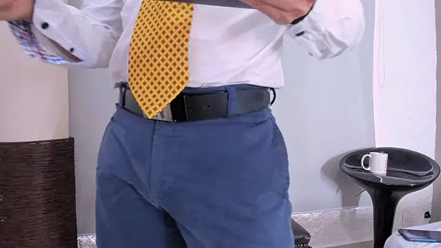 Snapshot of _axelking_ chatting on 11-25-25, 11:43 axelking online show from 11-25-25, 11:43