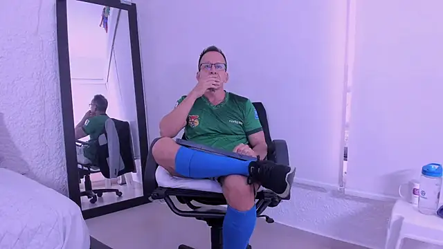  axelking  online show from 03-04-26, 11:49