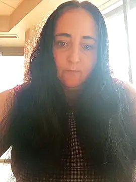 Snapshot of Bella_862 chatting on 10-12-25, 02:38 Bella 862 online show from 10-12-25, 02:38