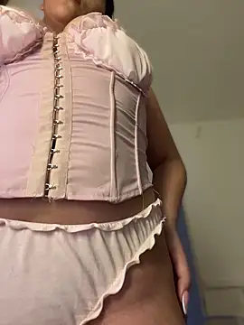 Nhefertary online show from 06-18-26, 10:58
