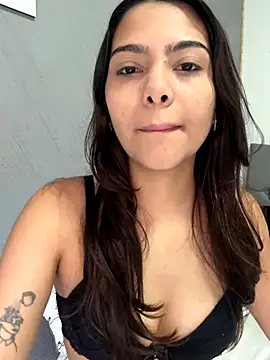 liz maciel online show from 10-13-25, 04:29