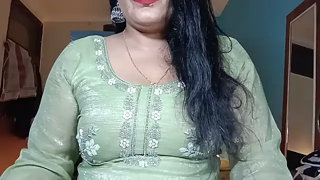 horny milf couple online show from 06-15-26, 08:55