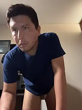 Snapshot of atreusfilho chatting on 11-11-25, 01:11 atreusfilho online show from 11-11-25, 01:11