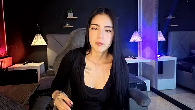 Snapshot of giapearl25 chatting on 11-23-25, 06:08 giapearl25 online show from 11-23-25, 06:08