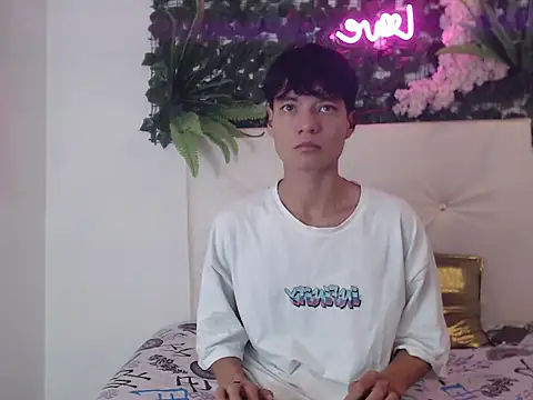 alex russo   online show from 10-24-25, 03:25