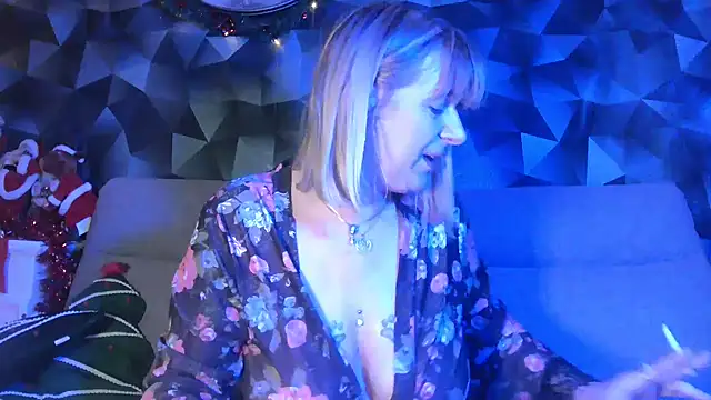 Delichieuse5 online show from 12-10-24, 11:40