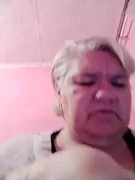 Snapshot of LusiyaGold5 chatting on 10-29-25, 05:14 LusiyaGold5 online show from 10-29-25, 05:14