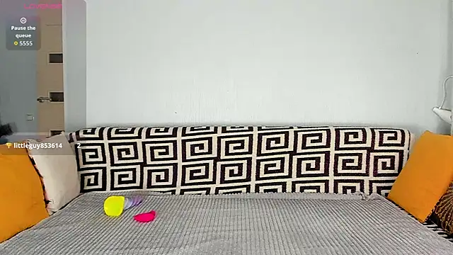 Amalia Mio online show from 04-29-26, 09:02