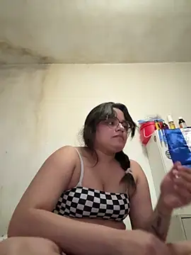 Snapshot of Jaykel_a chatting on 03-12-26, 09:21 Jaykel a online show from 03-12-26, 09:21