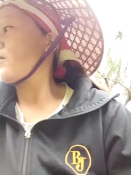 Snapshot of sumaybae chatting on 10-14-25, 02:45 sumaybae online show from 10-14-25, 02:45