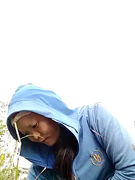 Snapshot of sumaybae chatting on 10-29-25, 02:25 sumaybae online show from 10-29-25, 02:25