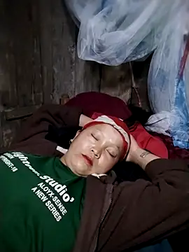 Snapshot of sumaybae chatting on 11-17-25, 04:13 sumaybae online show from 11-17-25, 04:13