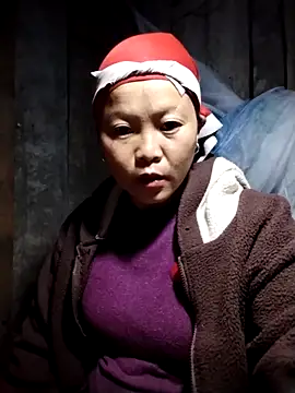 Snapshot of sumaybae chatting on 11-18-25, 05:06 sumaybae online show from 11-18-25, 05:06