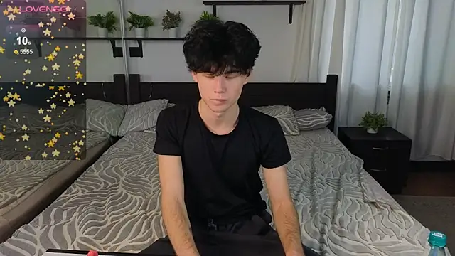 Cute Mike online show from 10-20-25, 02:45