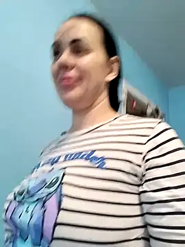 Snapshot of Stefaniyaxq chatting on 12-02-25, 09:58 Stefaniyaxq online show from 12-02-25, 09:58