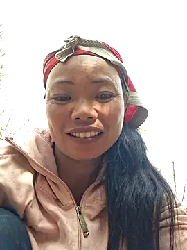 Snapshot of miomio-12 chatting on 10-30-25, 03:30 miomio-12 online show from 10-30-25, 03:30