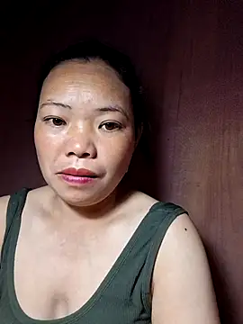 Snapshot of miomio-12 chatting on 10-30-25, 09:26 miomio-12 online show from 10-30-25, 09:26