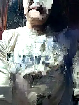 Snapshot of miomio-12 chatting on 11-06-25, 12:50 miomio-12 online show from 11-06-25, 12:50