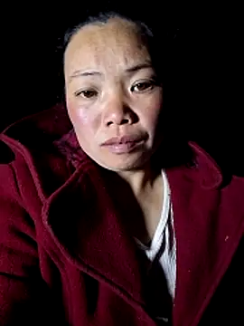 Snapshot of miomio-12 chatting on 11-30-25, 12:09 miomio-12 online show from 11-30-25, 12:09