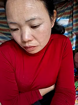 Snapshot of miomio-12 chatting on 12-03-25, 02:30 miomio-12 online show from 12-03-25, 02:30