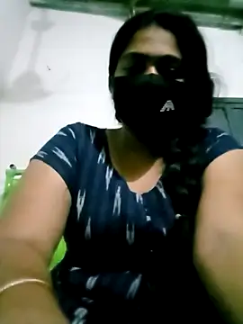 Snapshot of lasyalovely123456 chatting on 11-01-25, 04:53 lasyalovely123456 online show from 11-01-25, 04:53