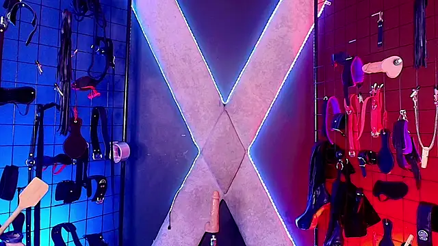 mranii queen bdsm  online show from 02-10-26, 01:15