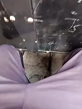 Snapshot of hemcrazy chatting on 12-22-25, 03:14 hemcrazy online show from 12-22-25, 03:14