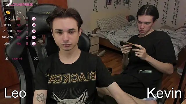 Snapshot of twink_boysss chatting on 10-19-25, 03:01 twink boysss online show from 10-19-25, 03:01