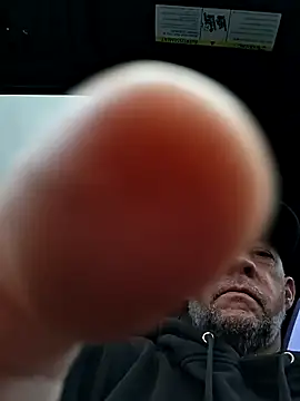 Snapshot of moonbeam37 chatting on 11-29-25, 02:53 moonbeam37 online show from 11-29-25, 02:53