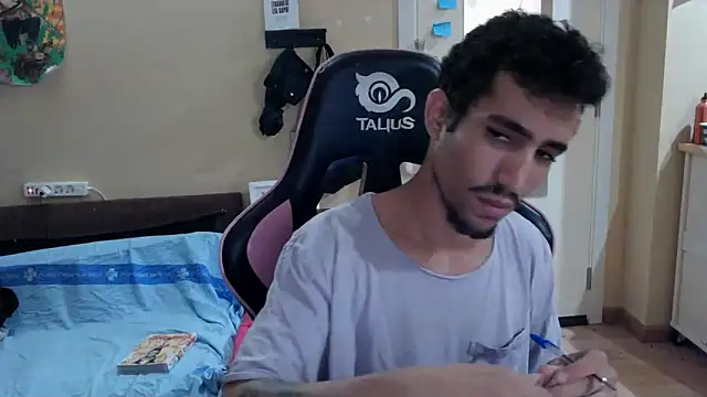 Snapshot of junokun22 chatting on 10-04-25, 06:06 junokun22 online show from 10-04-25, 06:06