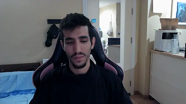 Snapshot of junokun22 chatting on 10-09-25, 06:17 junokun22 online show from 10-09-25, 06:17