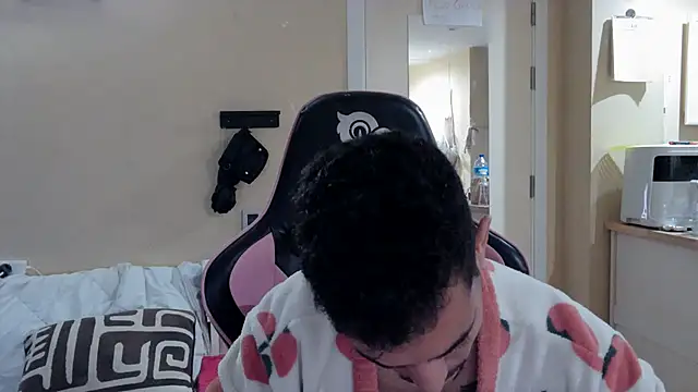 Snapshot of junokun22 chatting on 10-24-25, 06:26 junokun22 online show from 10-24-25, 06:26