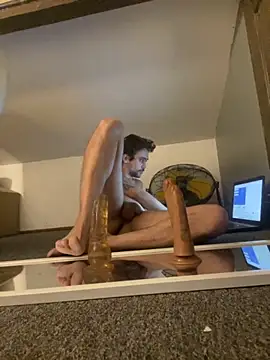 Snapshot of tonybrocas chatting on 12-16-25, 09:42 tonybrocas online show from 12-16-25, 09:42