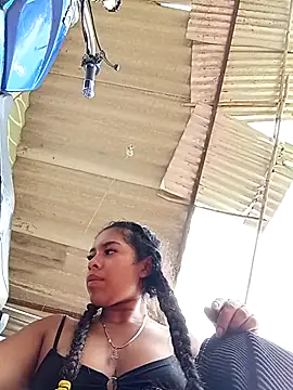 Amayavaldes online show from 12-17-25, 04:02