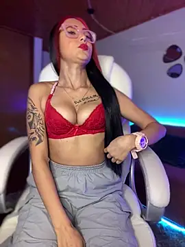 Sofiaa pink online show from 10-06-25, 02:58