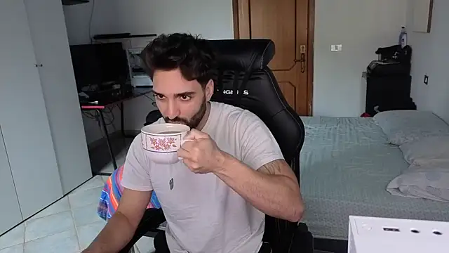 Al3xox02 online show from 03-18-26, 10:29