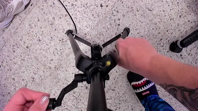 Snapshot of Leoo_Miller chatting on 11-11-25, 05:29 Leoo Miller online show from 11-11-25, 05:29