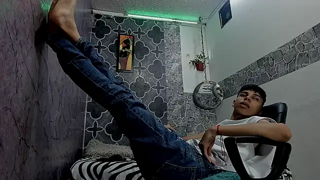 sexyboys cutex18 online show from 02-22-26, 09:57