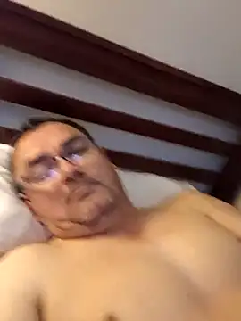 Snapshot of Alfred_00000 chatting on 10-06-25, 03:59 Alfred 00000 online show from 10-06-25, 03:59