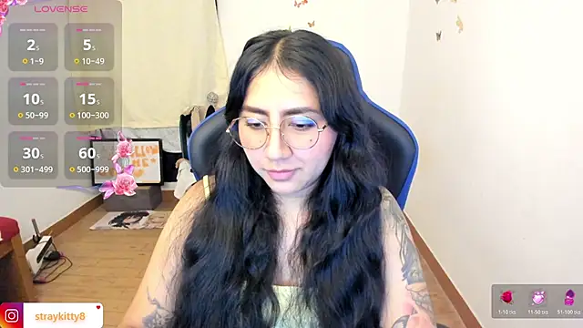 LoveLyy- online show from 04-07-26, 02:56