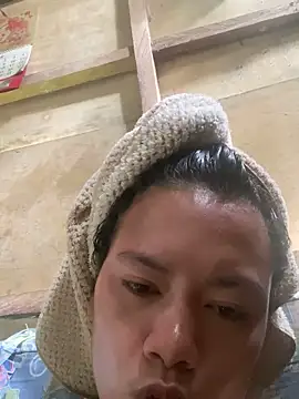 Snapshot of Babygurl22 chatting on 10-08-25, 01:14 Babygurl22 online show from 10-08-25, 01:14