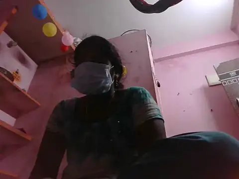 Eswar77 online show from 10-15-25, 07:19