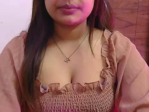 cute zaraa online show from 12-04-25, 07:17