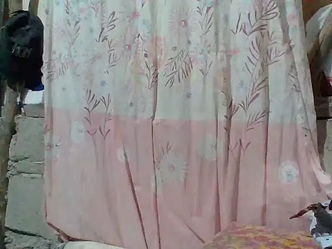 Hot Lina31 online show from 02-15-26, 12:47